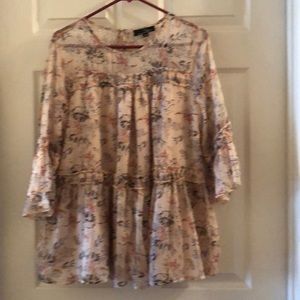 Cute Blouse worn couple times